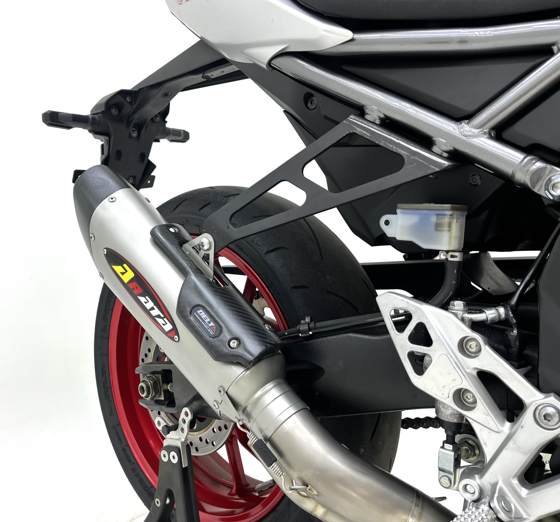 arata-gsx8r-silencer